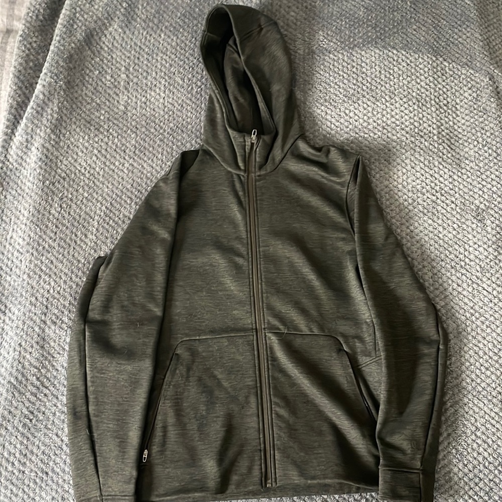 BRAND NEW Lulu Lemon zip up hoodie,mens large, NEVER WORN,can negotiate on price